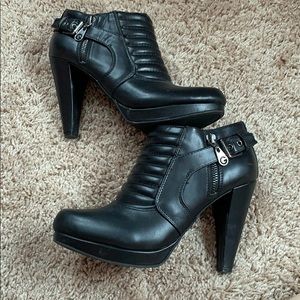 G by Guess black heels